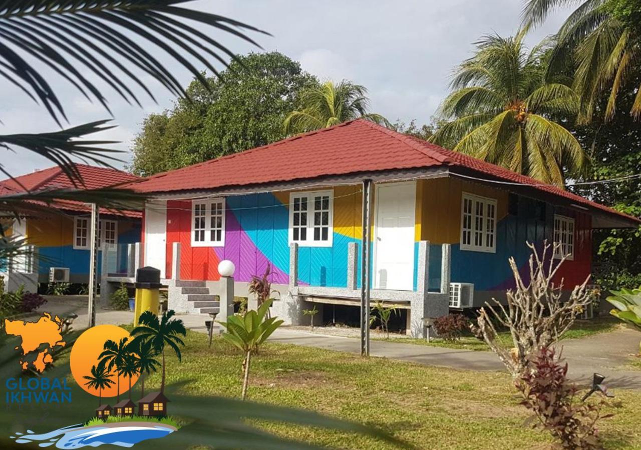Global Ikhwan Resort Kuah Exterior foto