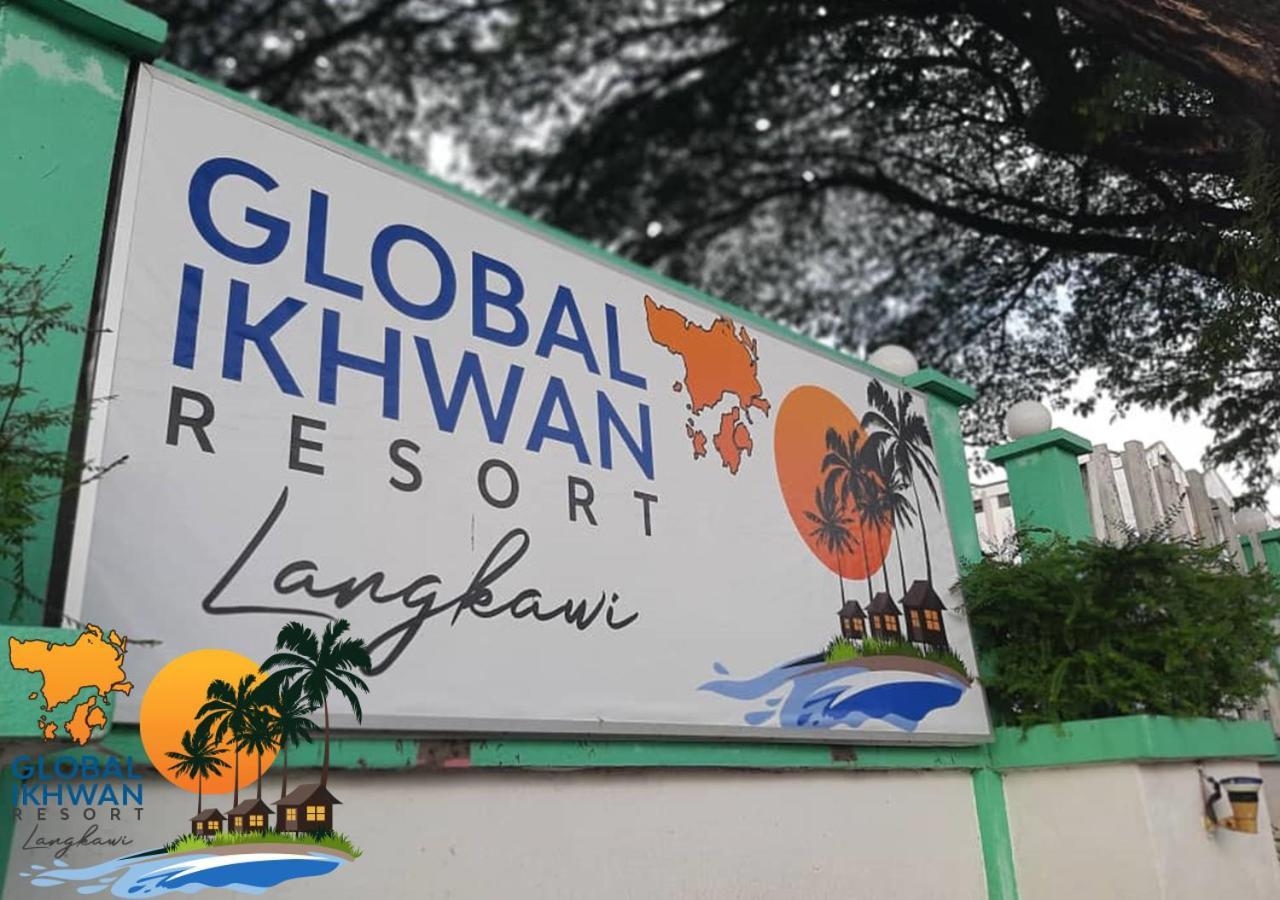 Global Ikhwan Resort Kuah Exterior foto